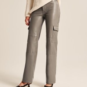 Abercrombie & Fitch Gray Cargo Pants